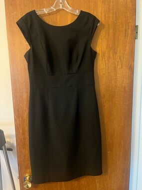 The Limited Black Cap-Sleeve Sheath Dress